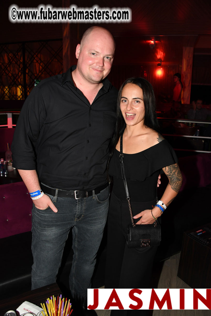 Jasmin presents: The Red Element