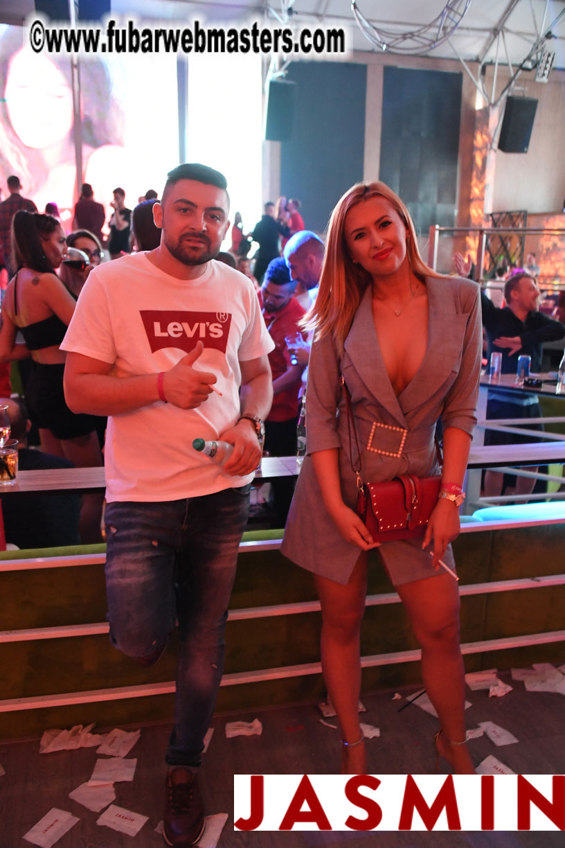 Jasmin presents: The Red Element