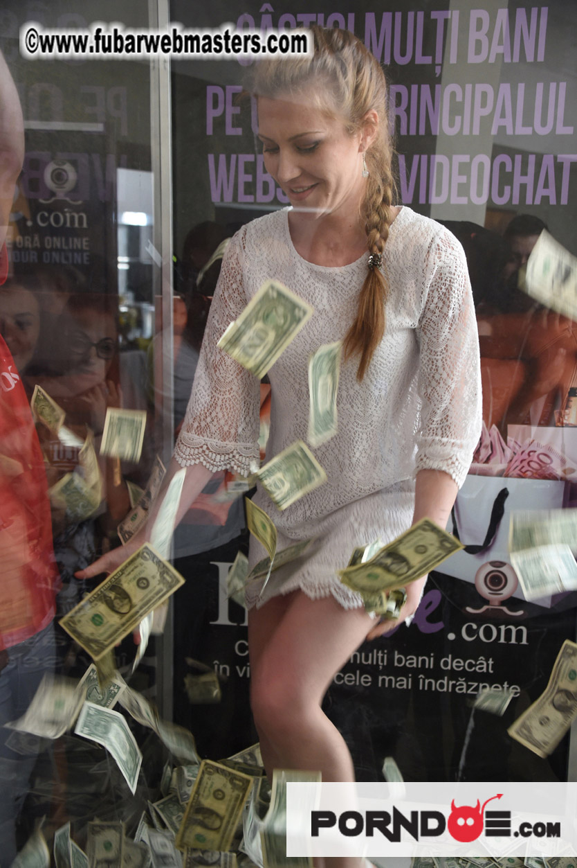 Imlive Cash Cube Machine - day1