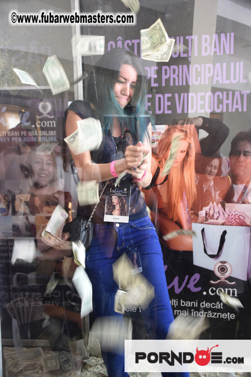 Imlive Cash Cube Machine - day1