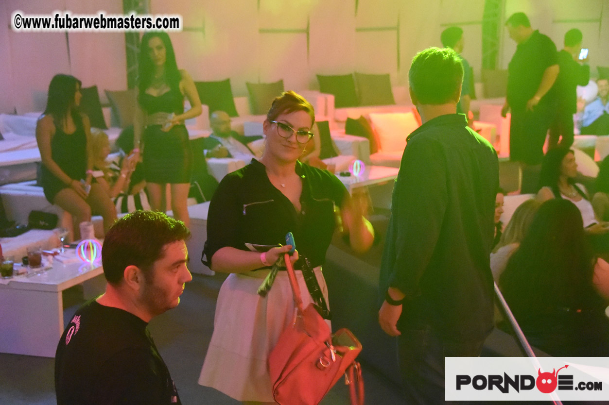 Party at EGO- Live Cams We Love ! 