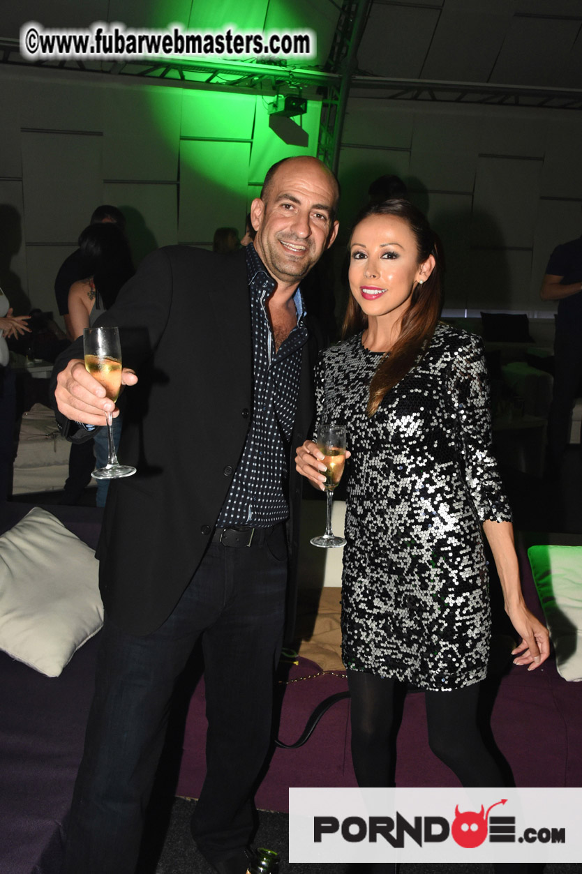 Party at EGO- Live Cams We Love ! 