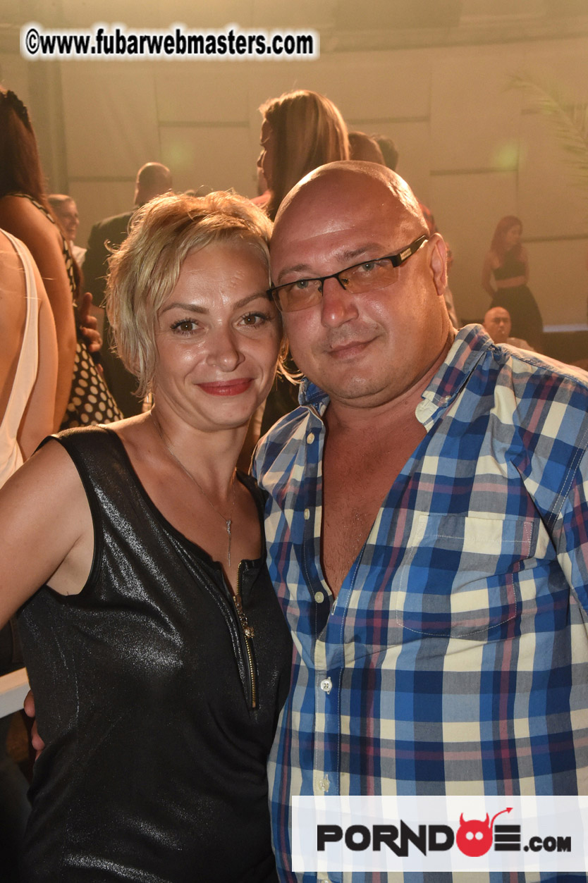 Party at EGO- Live Cams We Love ! 