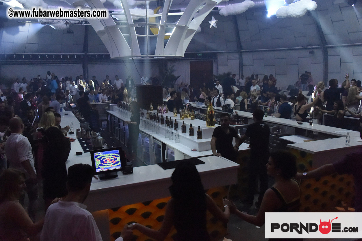 Party at EGO- Live Cams We Love ! 