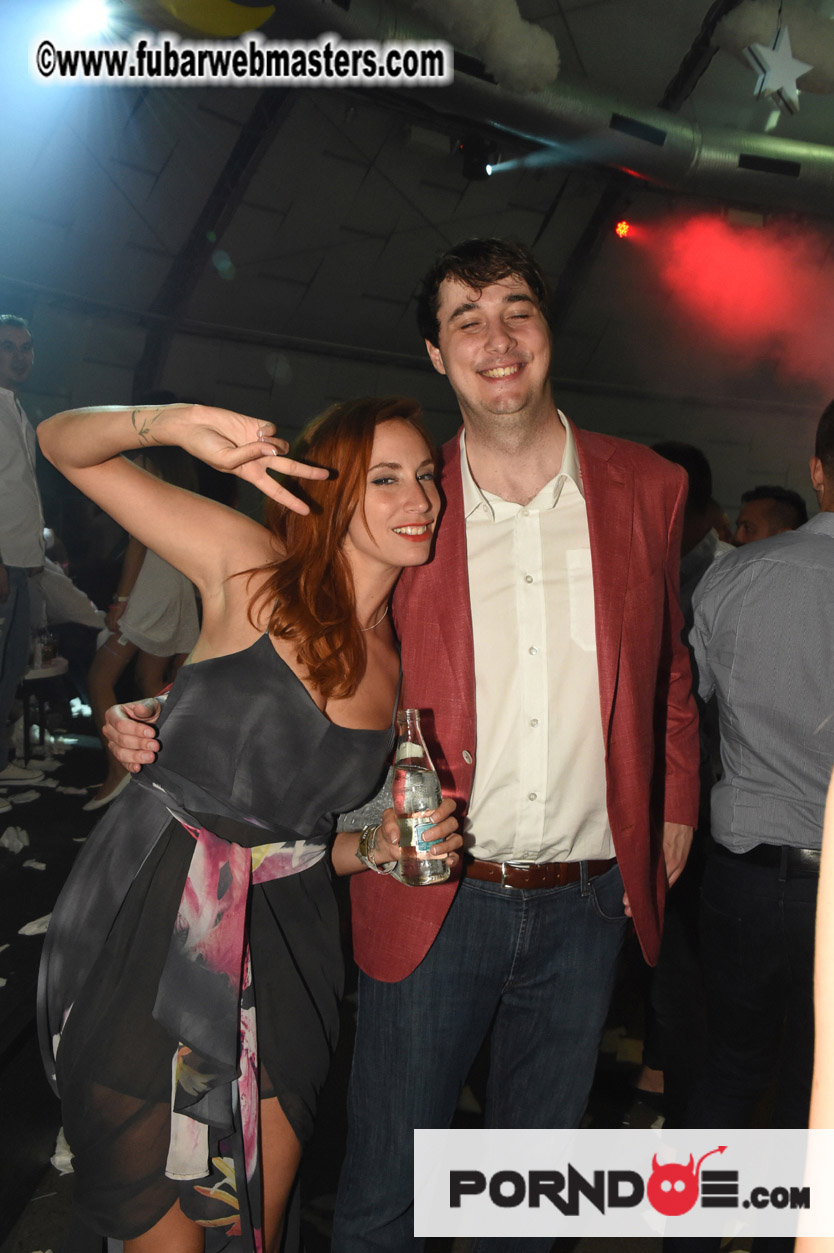 Party at EGO- Live Cams We Love ! 