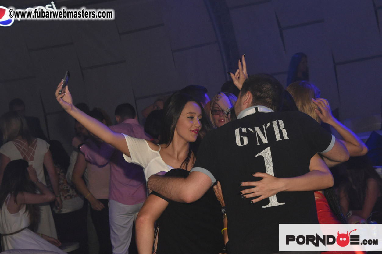 Party at EGO- Live Cams We Love ! 