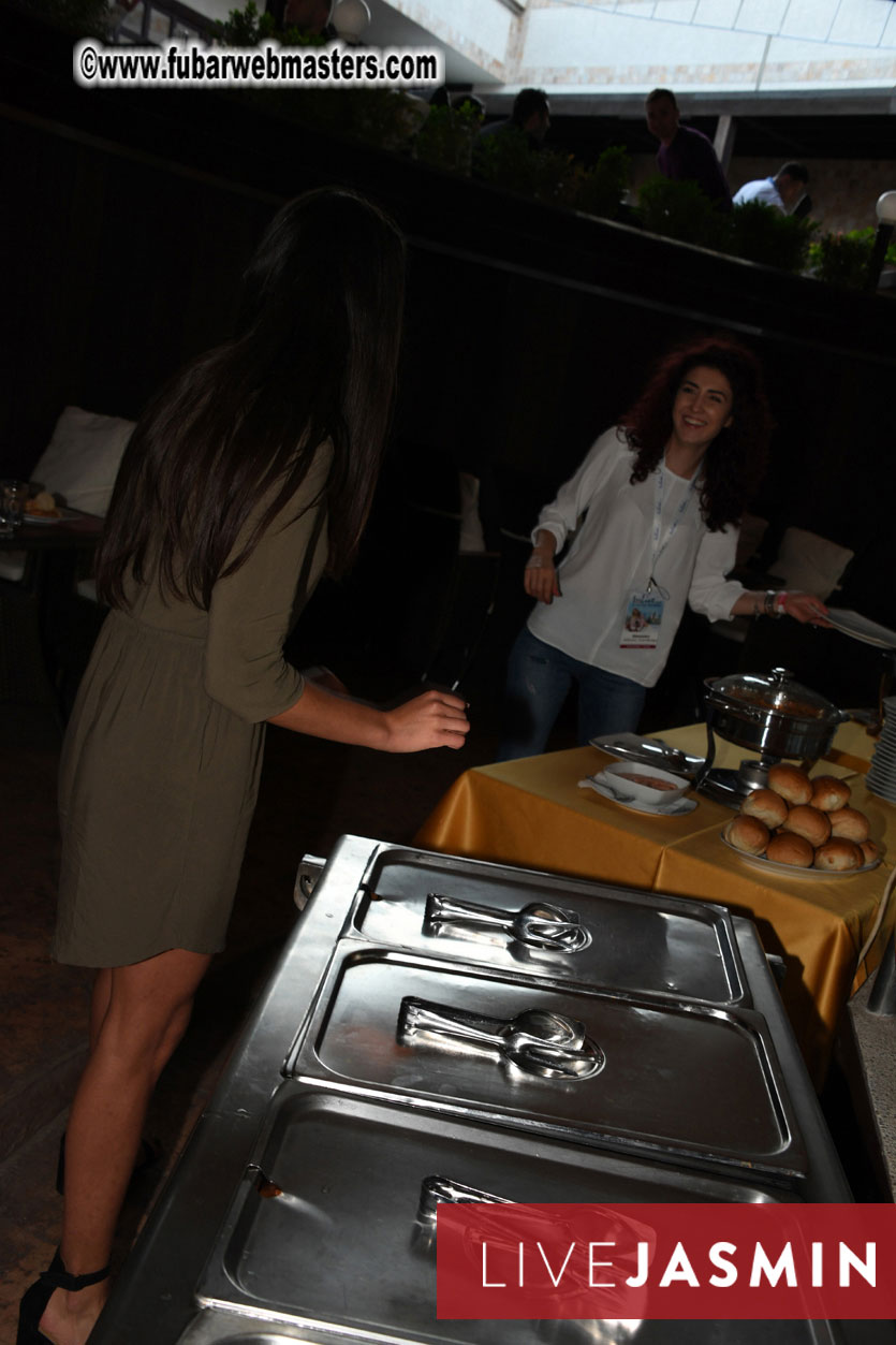 XLoveCam Dinner @ Crazy Beach