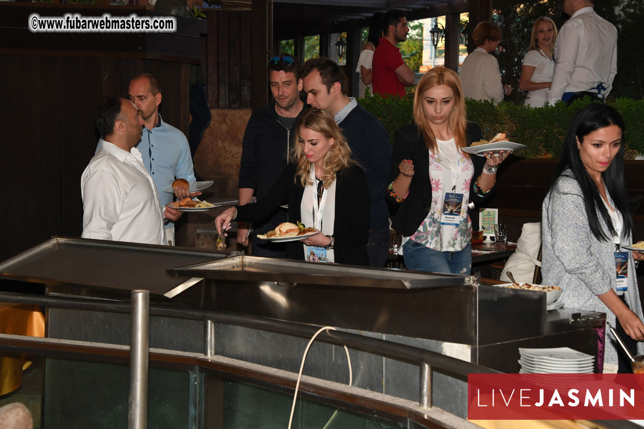 XLoveCam Dinner @ Crazy Beach