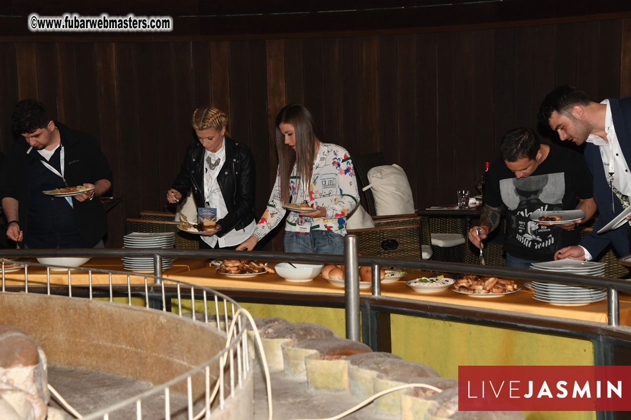 XLoveCam Dinner @ Crazy Beach