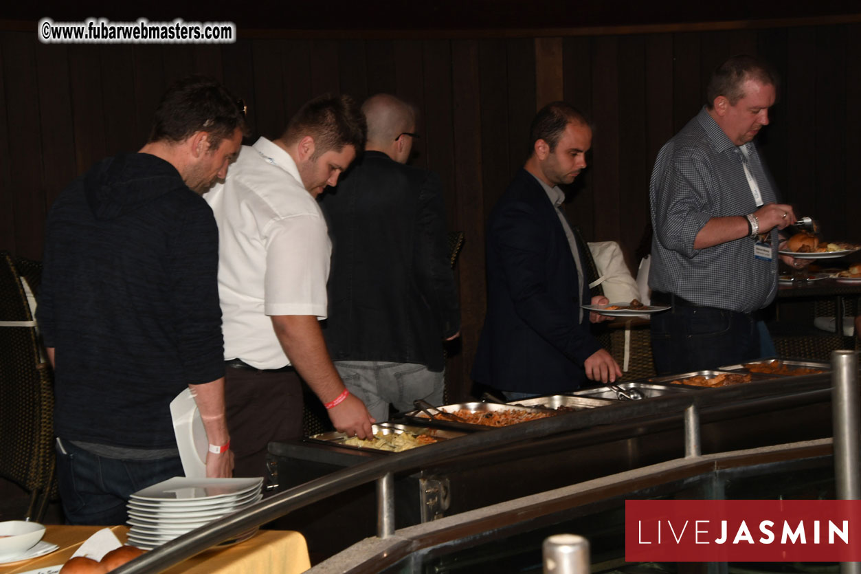 XLoveCam Dinner @ Crazy Beach