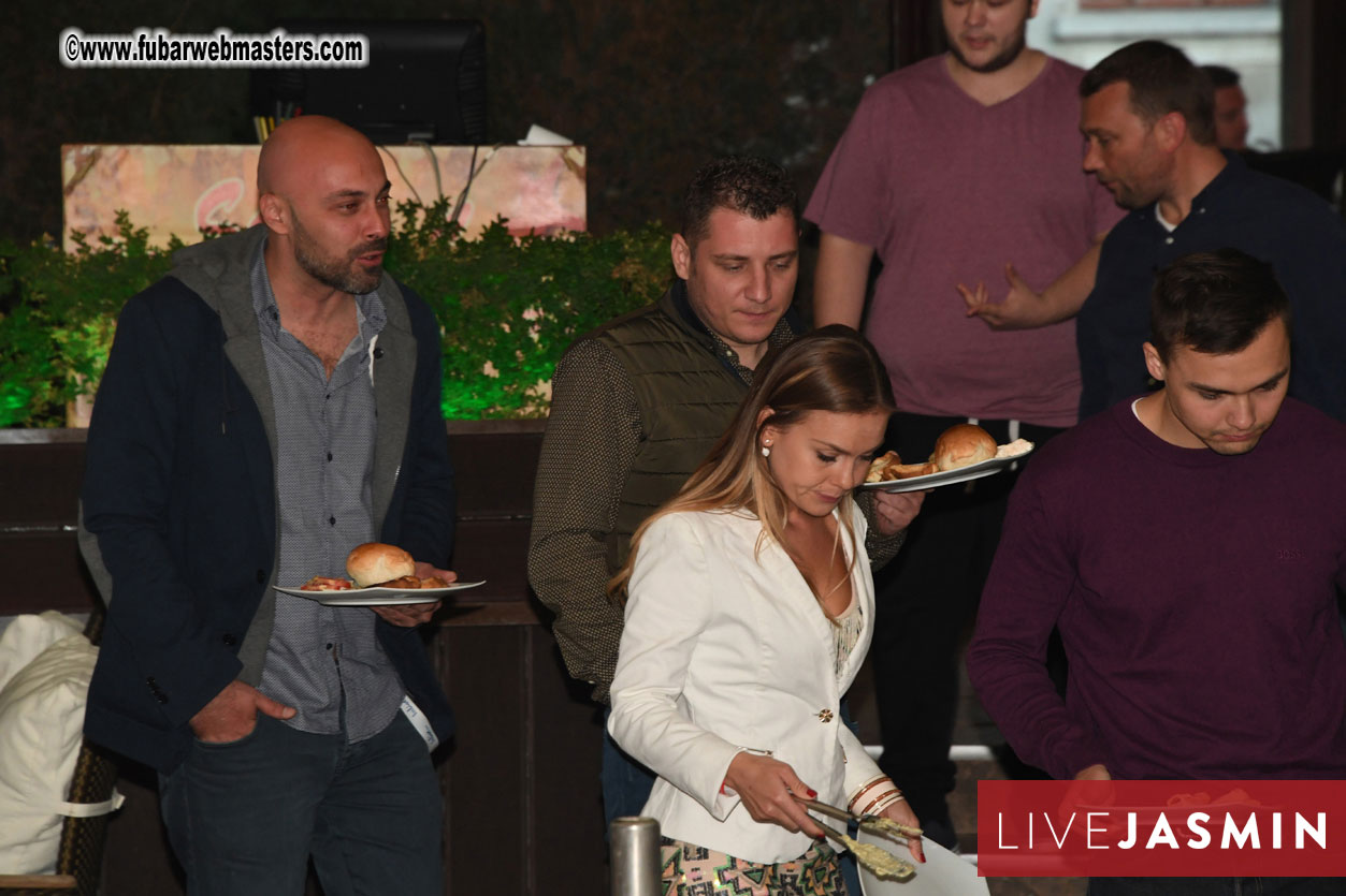 XLoveCam Dinner @ Crazy Beach