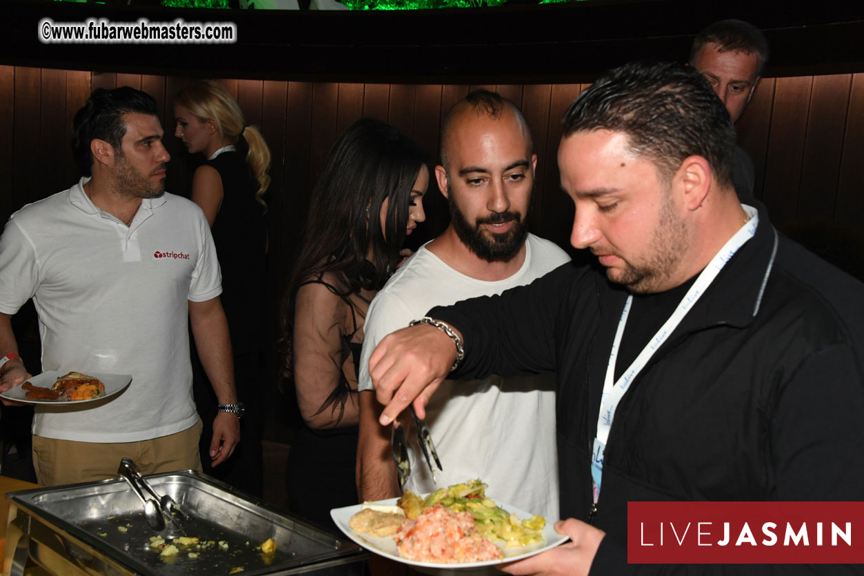 XLoveCam Dinner @ Crazy Beach