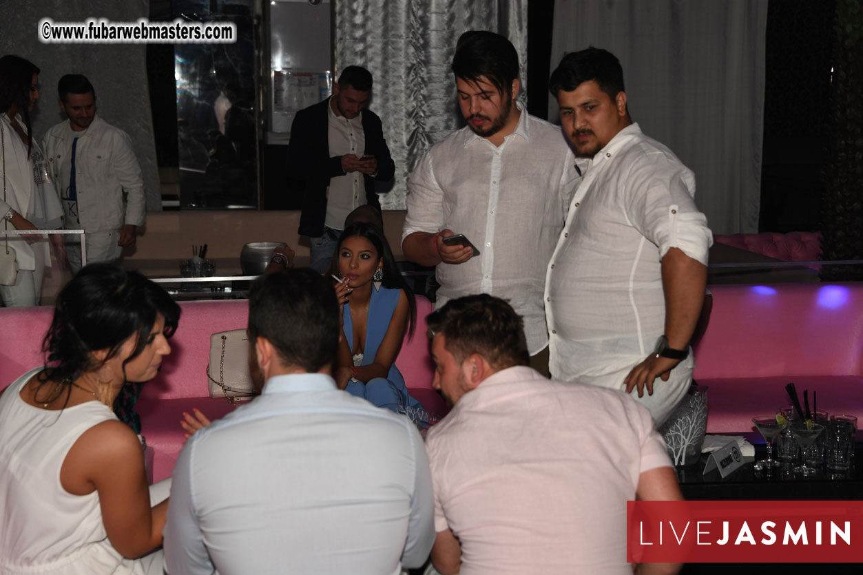 FreeWebCams White Party @ Bellagio Club