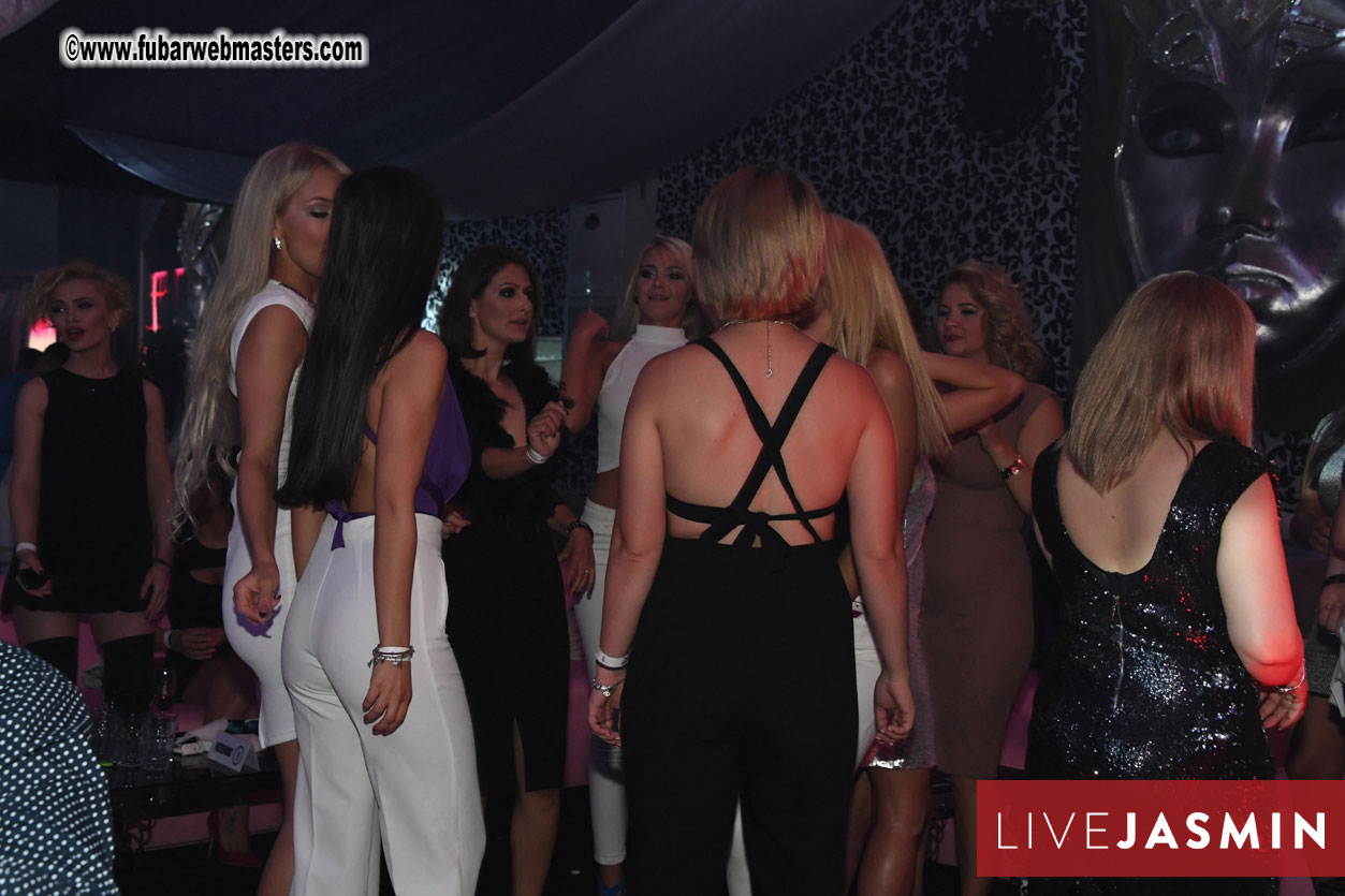 FreeWebCams White Party @ Bellagio Club