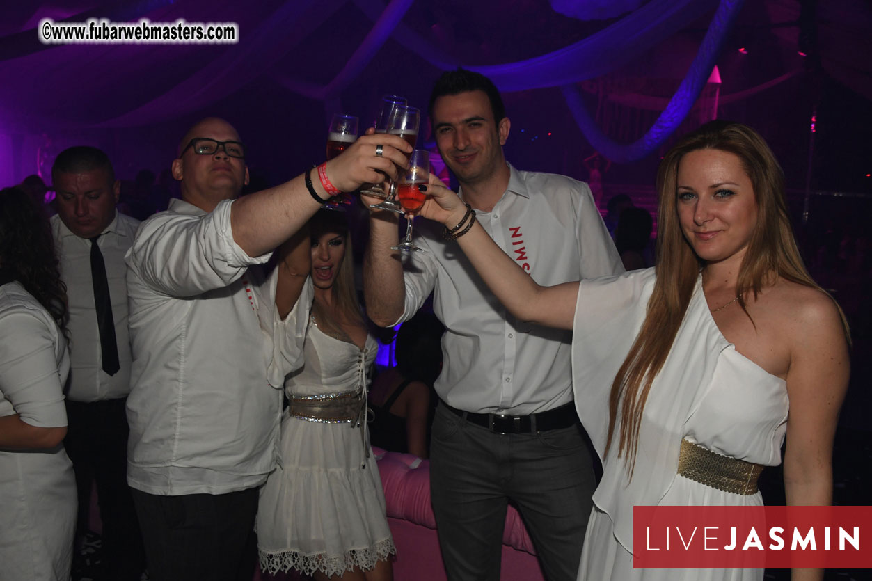 FreeWebCams White Party @ Bellagio Club