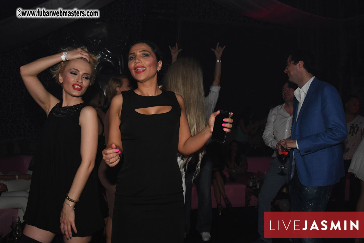 FreeWebCams White Party @ Bellagio Club