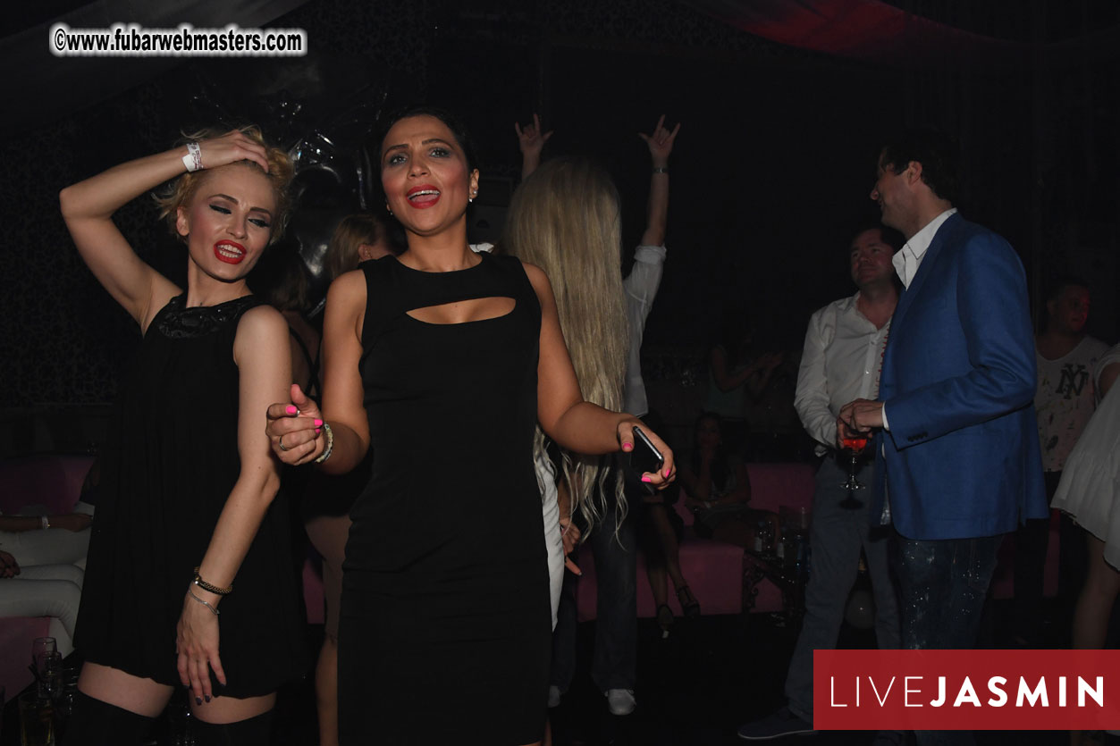 FreeWebCams White Party @ Bellagio Club