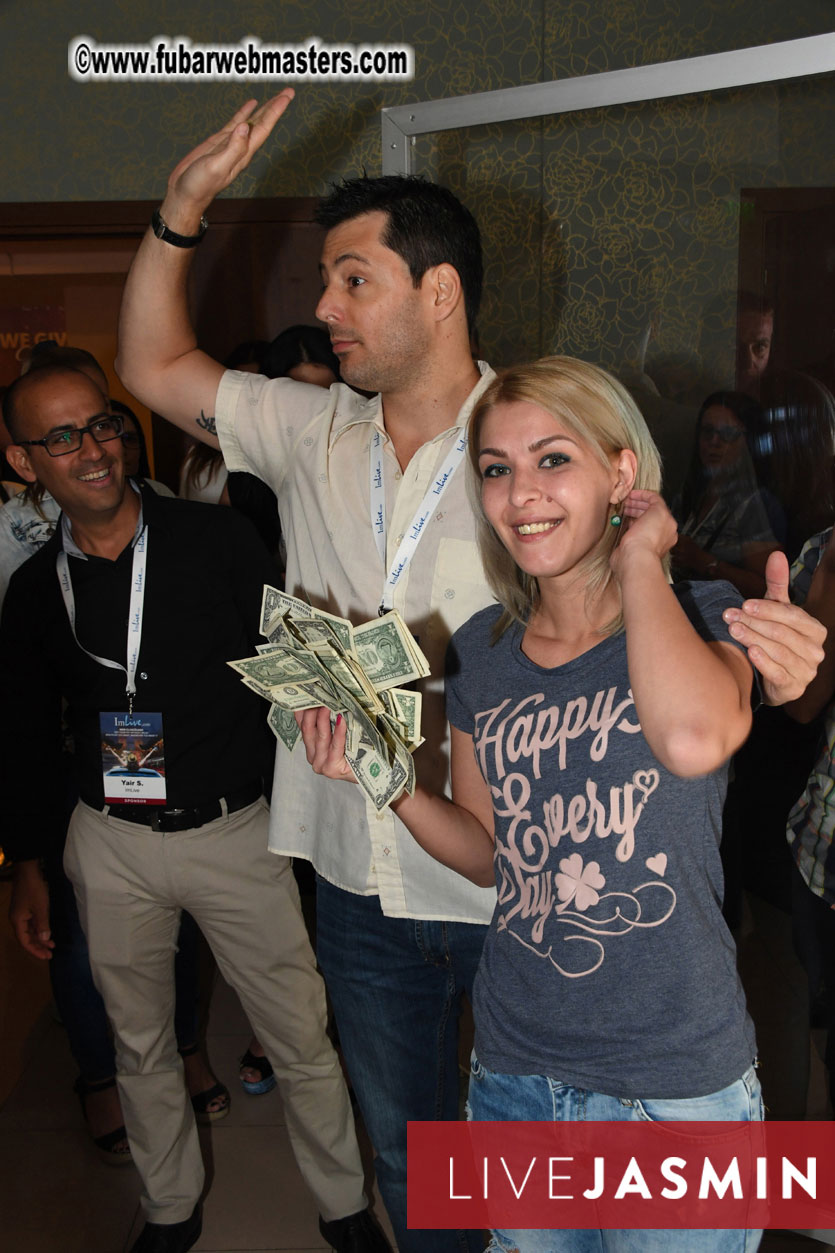 ImLive Cash Cube Machine