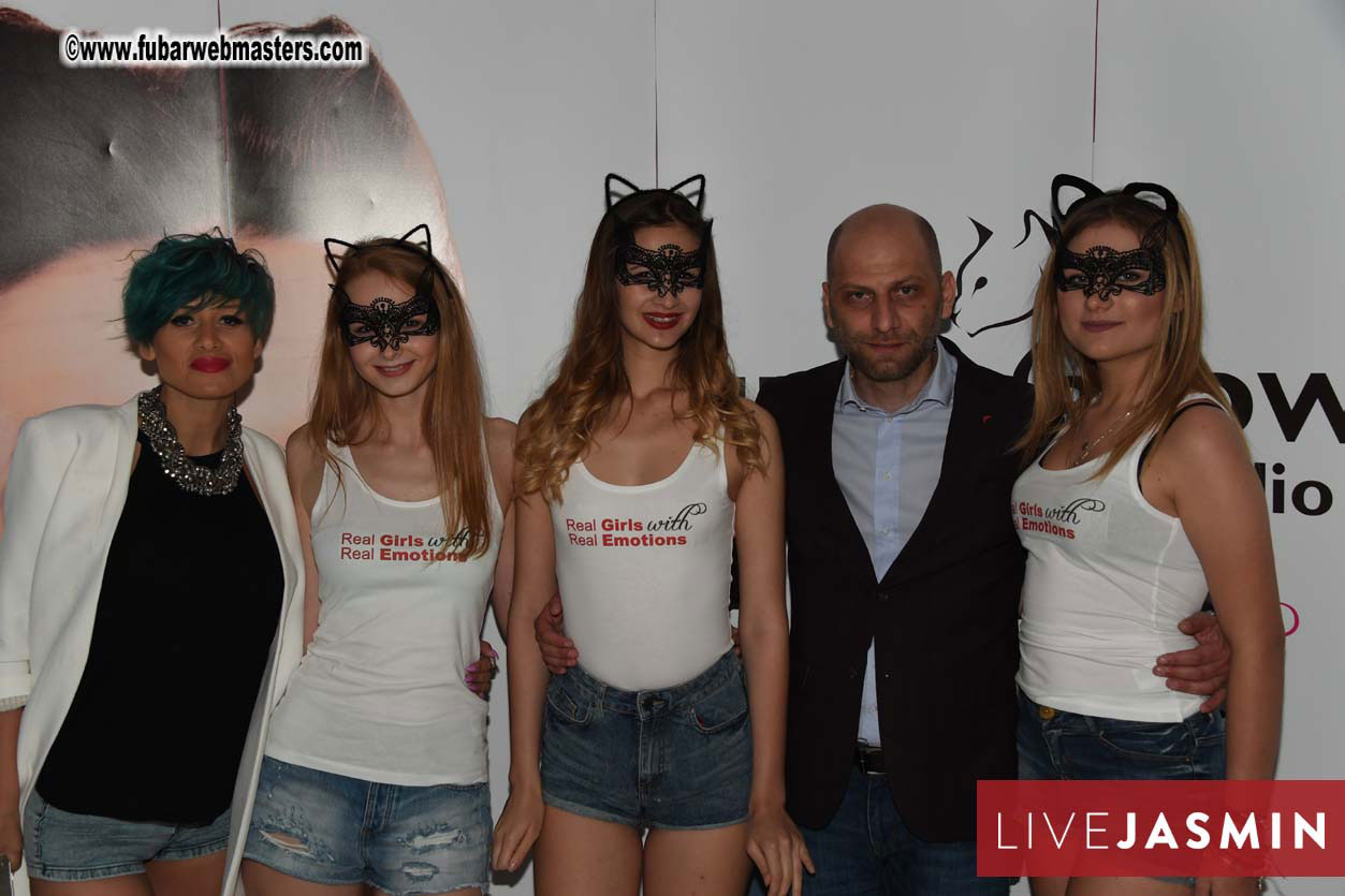 NightProwl Black Cats Party