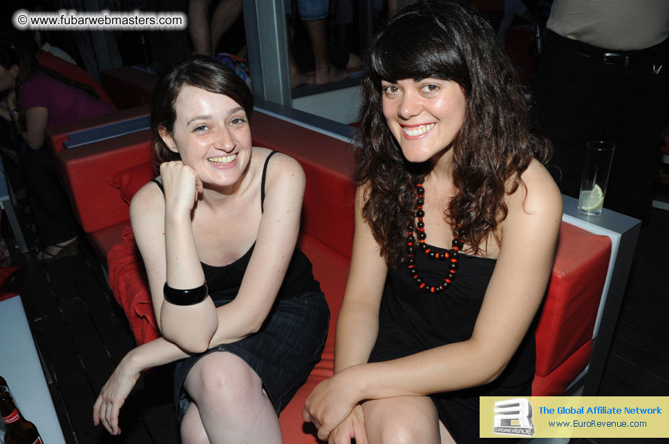 ME Hotel Sunday Night