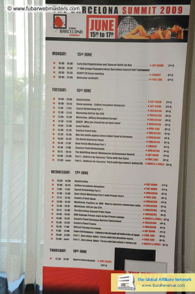 ME Hotel, registration and the show