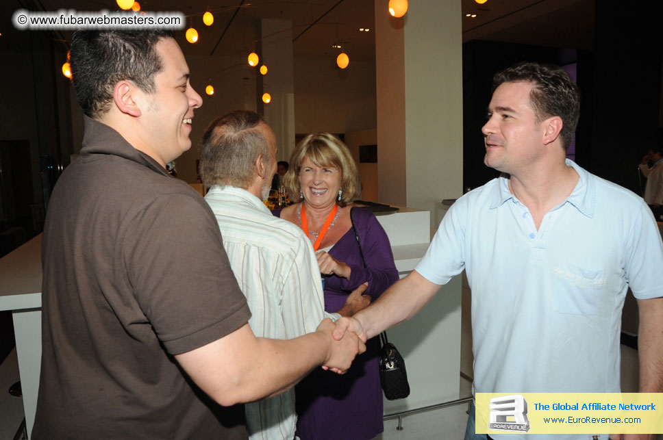 ME Hotel, registration and the show