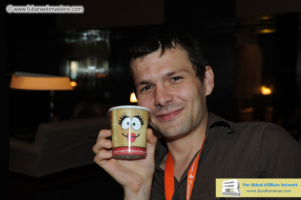 ME Hotel, registration and the show