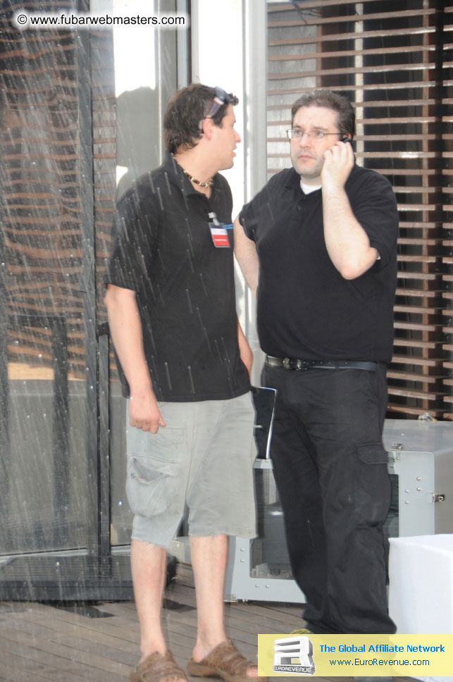 ME Hotel, registration and the show