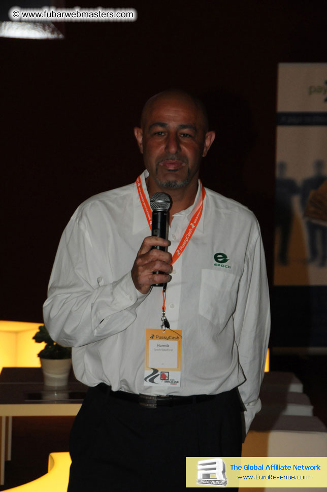 ME Hotel, registration and the show