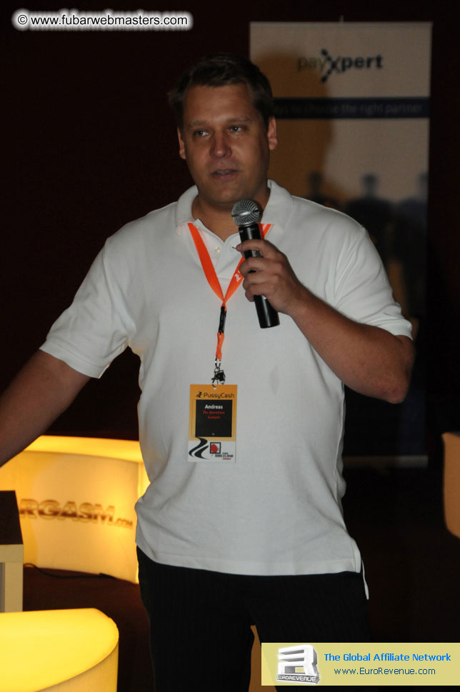 ME Hotel, registration and the show