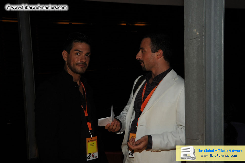 Welcome cocktails Poolside