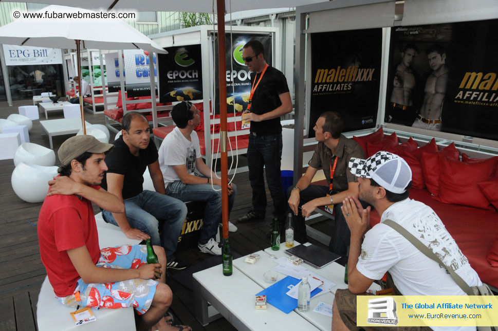 ¿Undress for Success¿Party