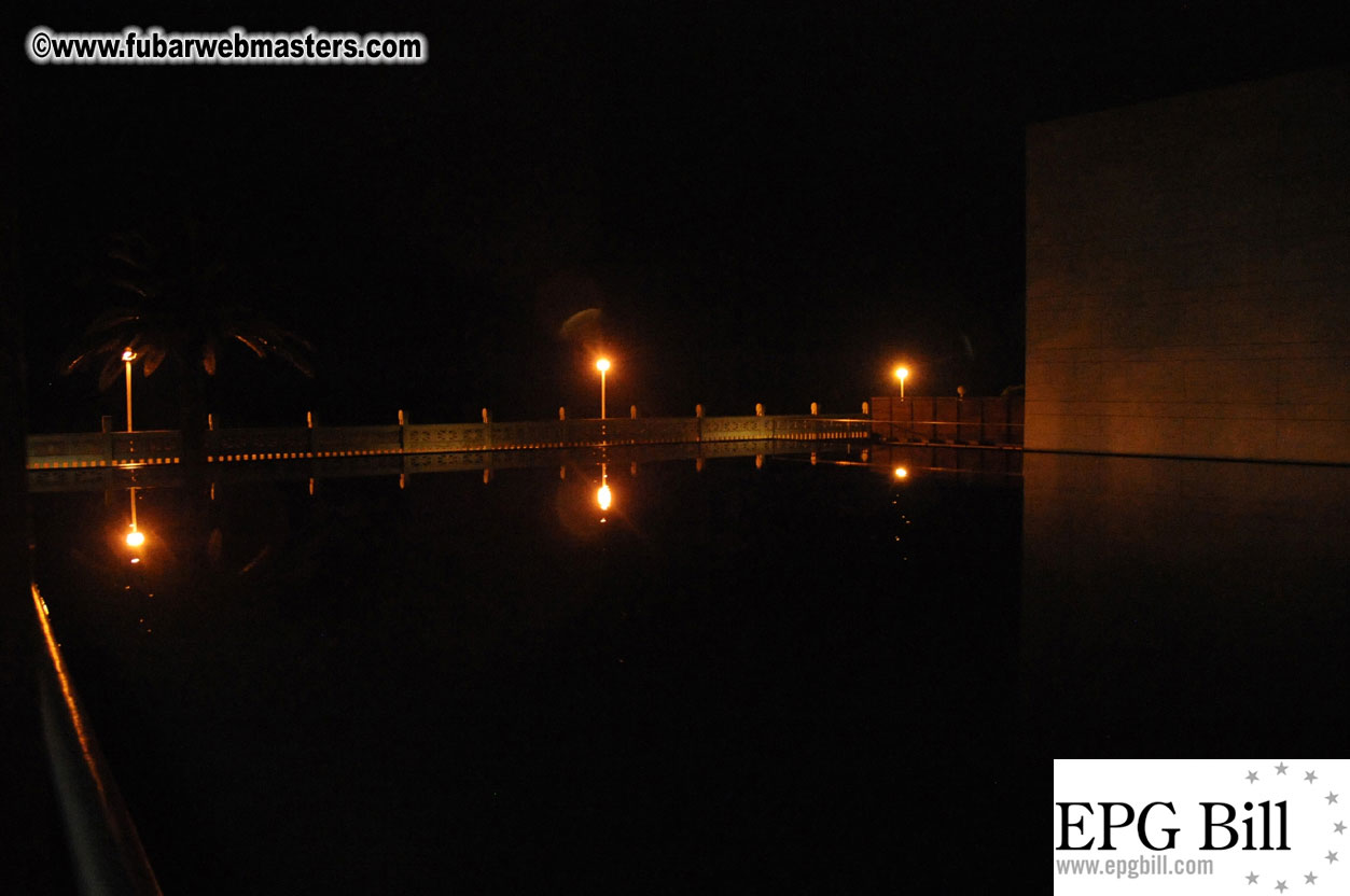 Early Arrivals & Beach Scenes