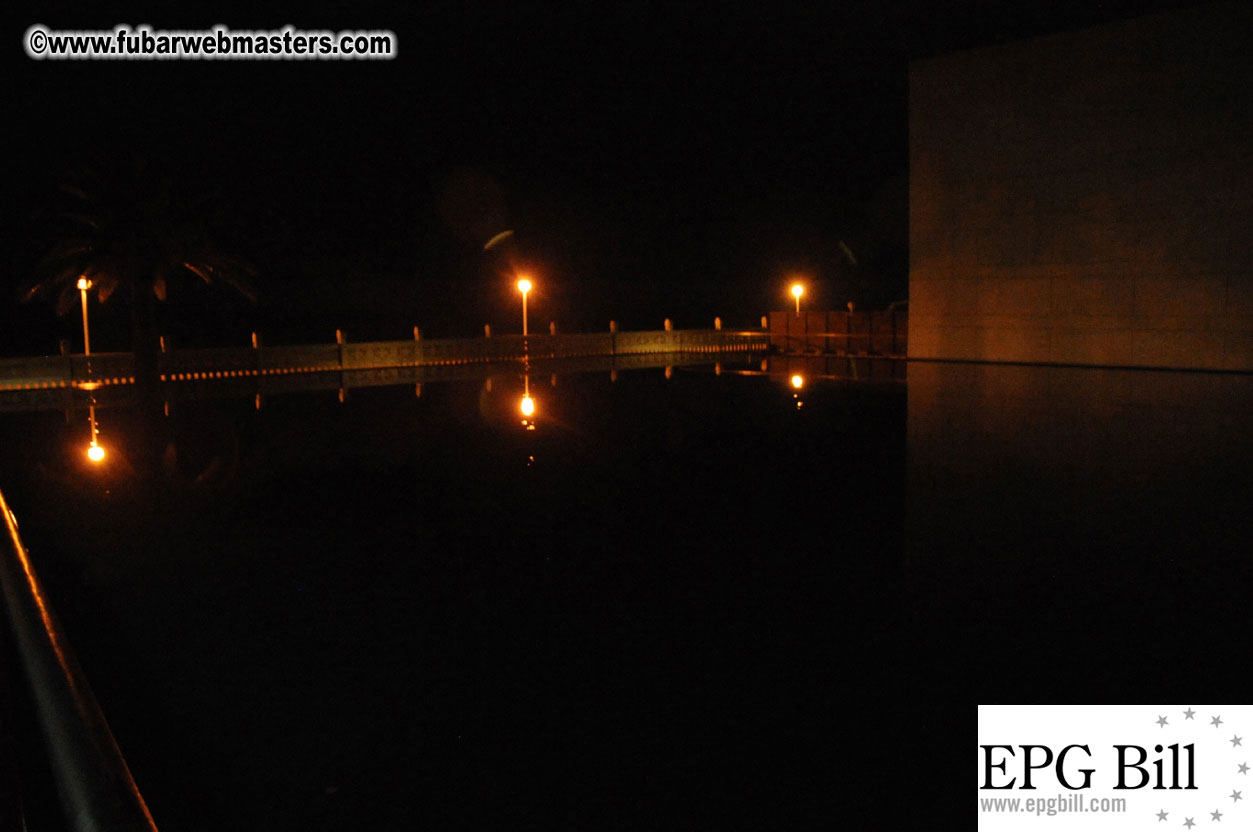 Early Arrivals & Beach Scenes