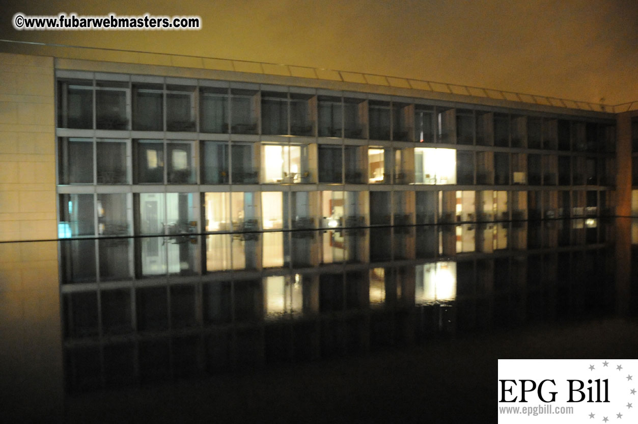 Early Arrivals & Beach Scenes