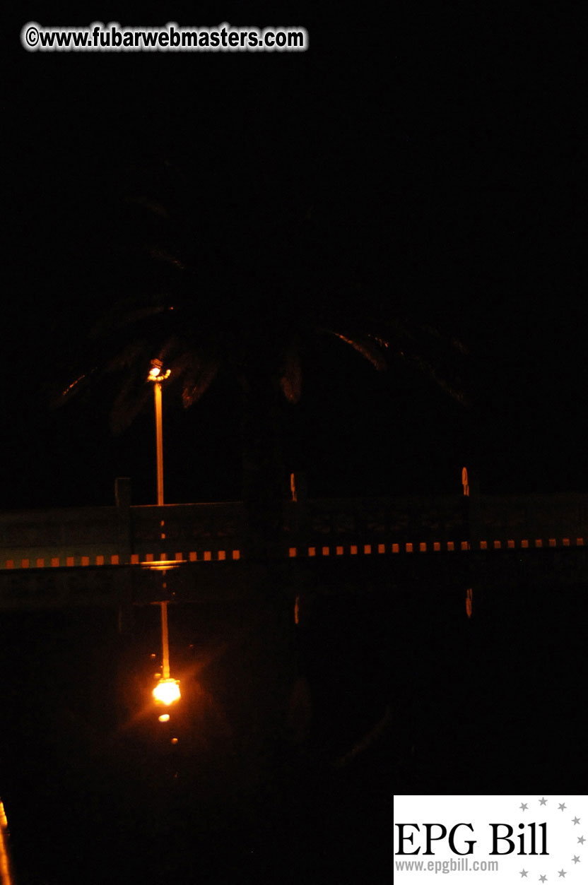 Early Arrivals & Beach Scenes