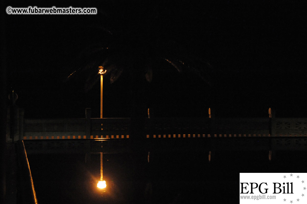 Early Arrivals & Beach Scenes