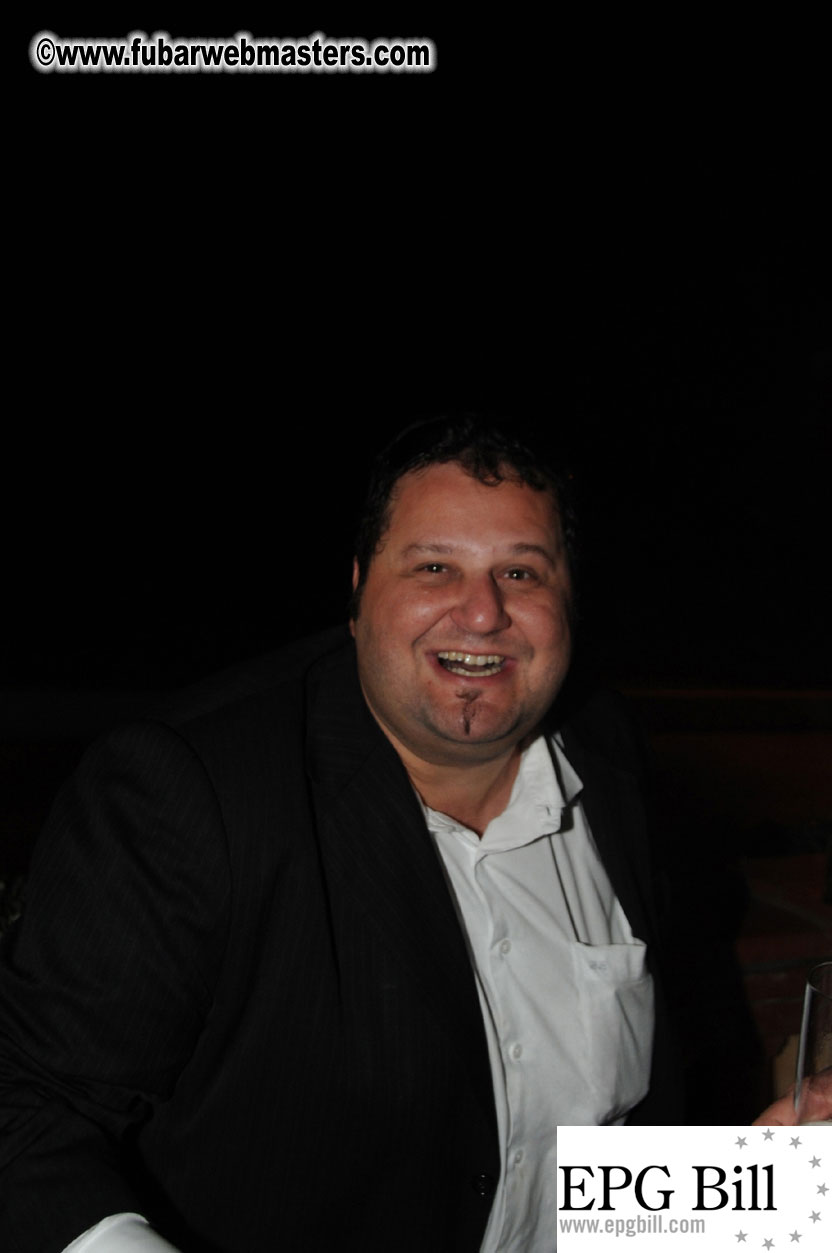 Early Arrivals & Beach Scenes