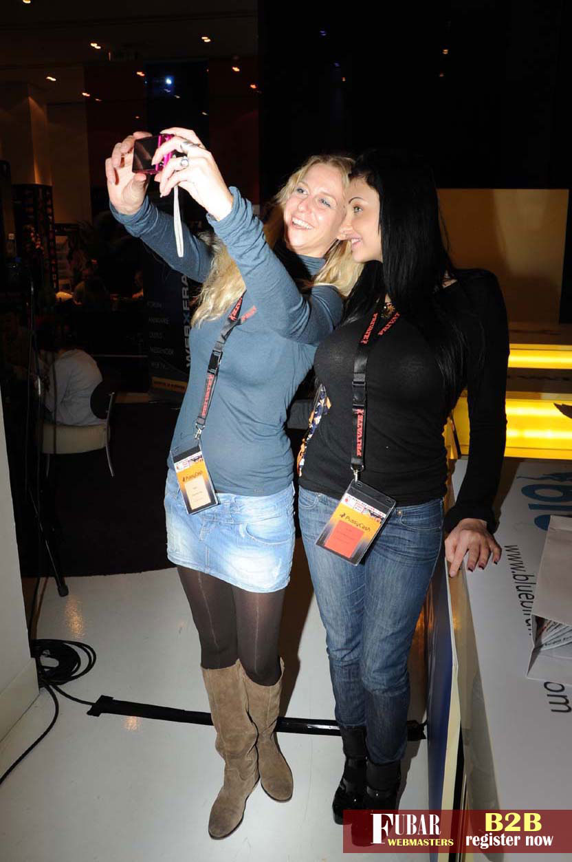 Evaluation Drinks at the Bar