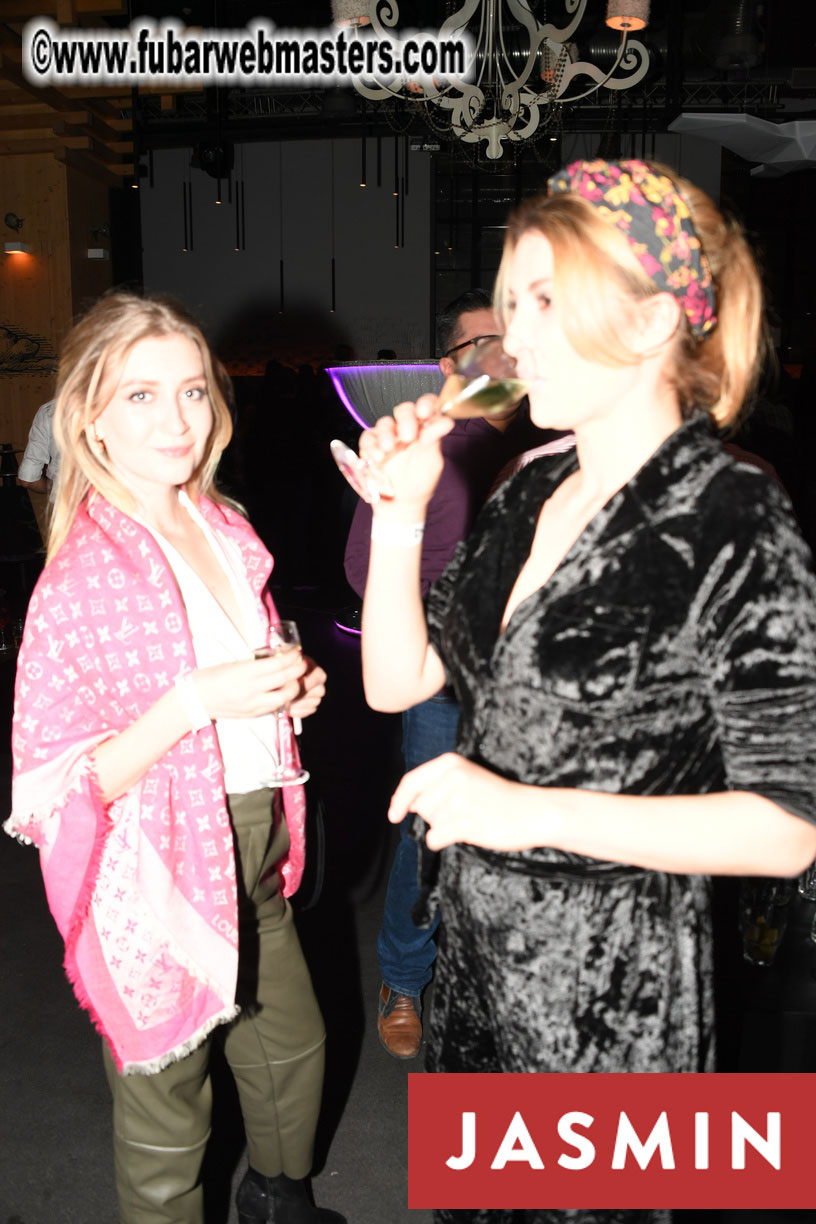 Closing Party