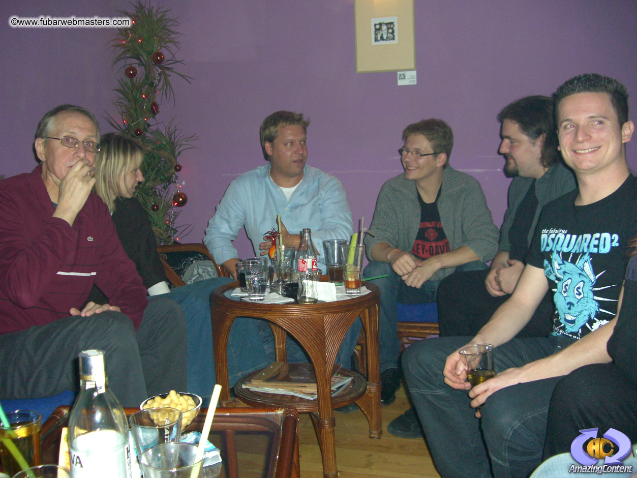 Cocktail Hour at Aloha Cocktail Bar