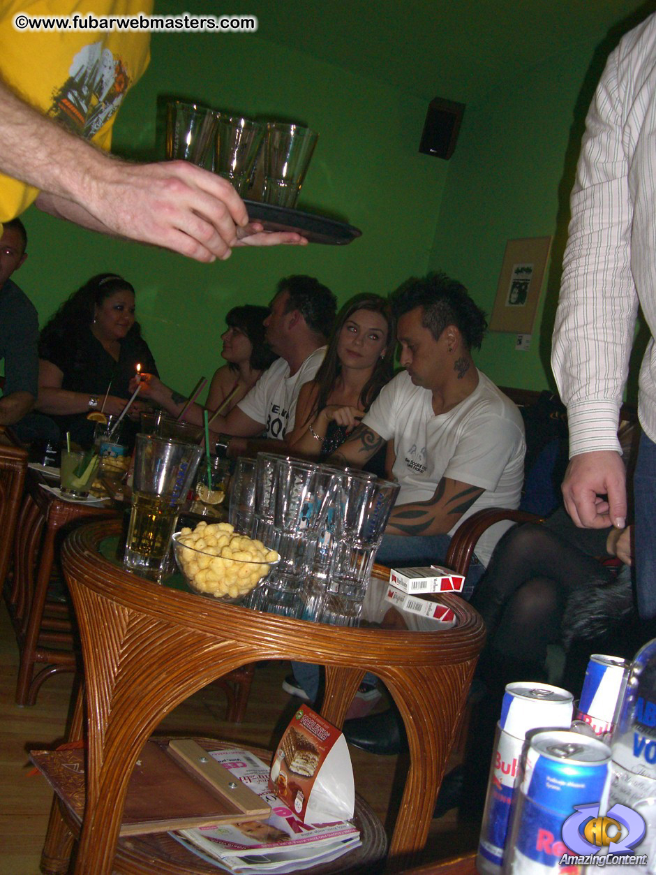 Cocktail Hour at Aloha Cocktail Bar