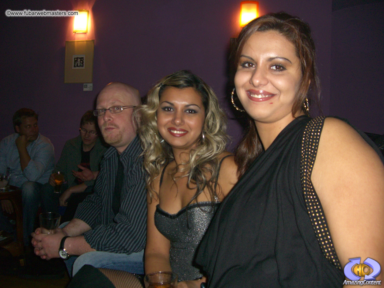 Cocktail Hour at Aloha Cocktail Bar