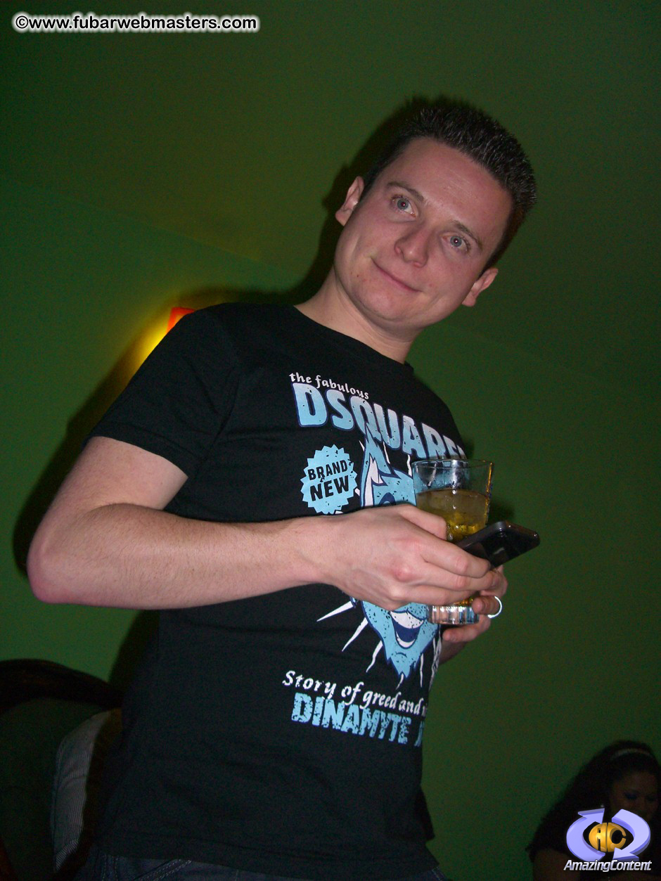 Cocktail Hour at Aloha Cocktail Bar