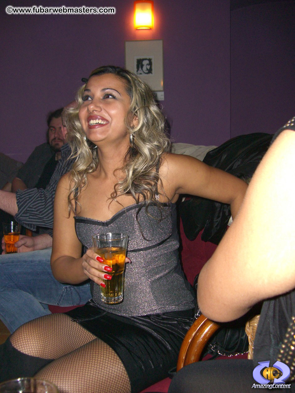 Cocktail Hour at Aloha Cocktail Bar