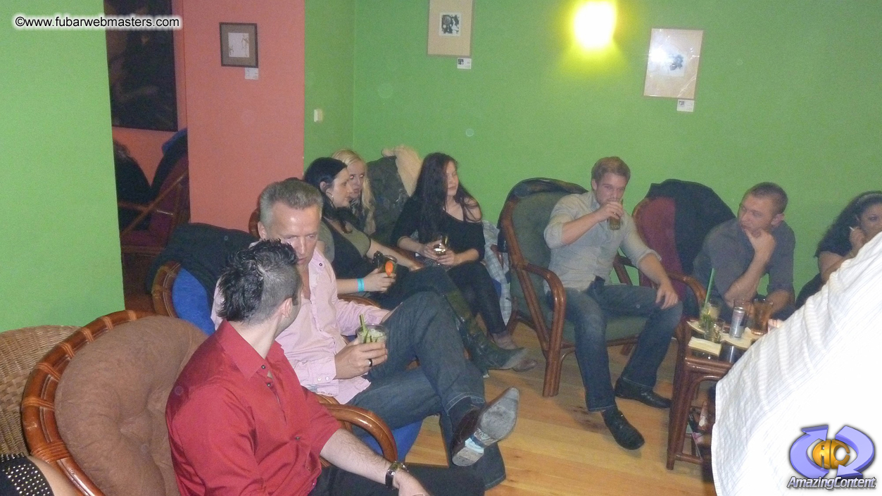 Cocktail Hour at Aloha Cocktail Bar