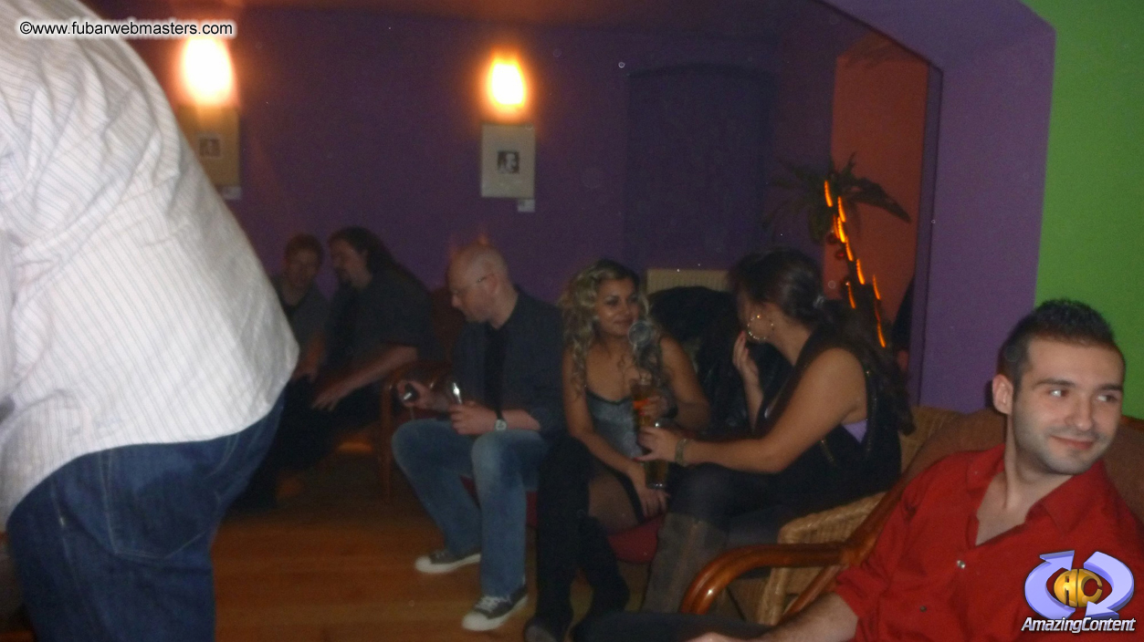 Cocktail Hour at Aloha Cocktail Bar