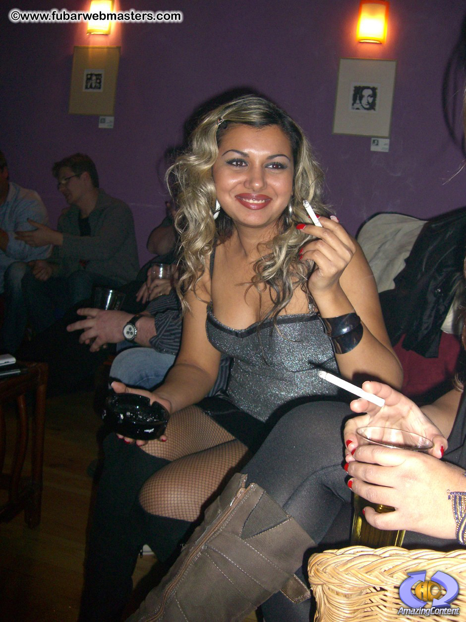 Cocktail Hour at Aloha Cocktail Bar