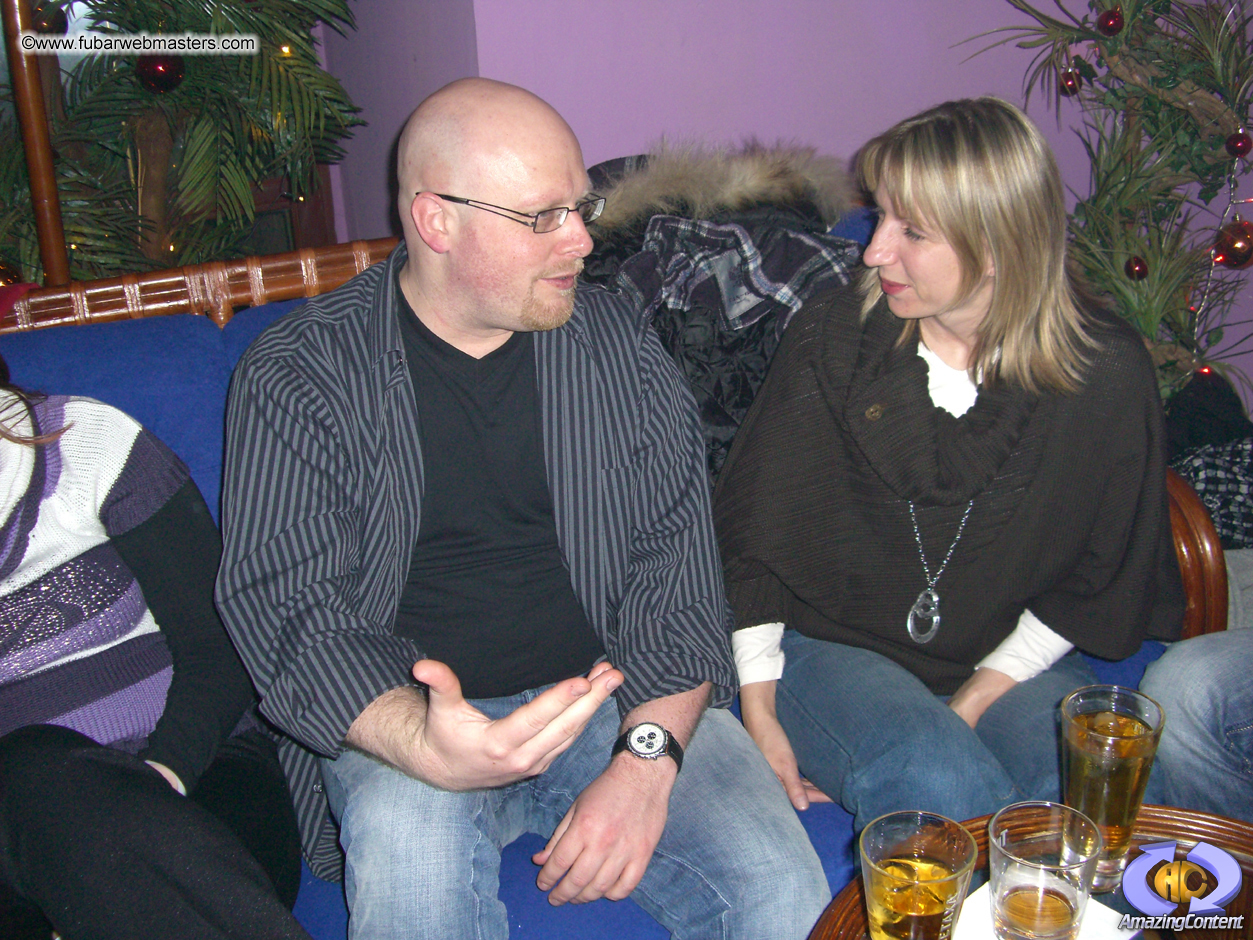 Cocktail Hour at Aloha Cocktail Bar