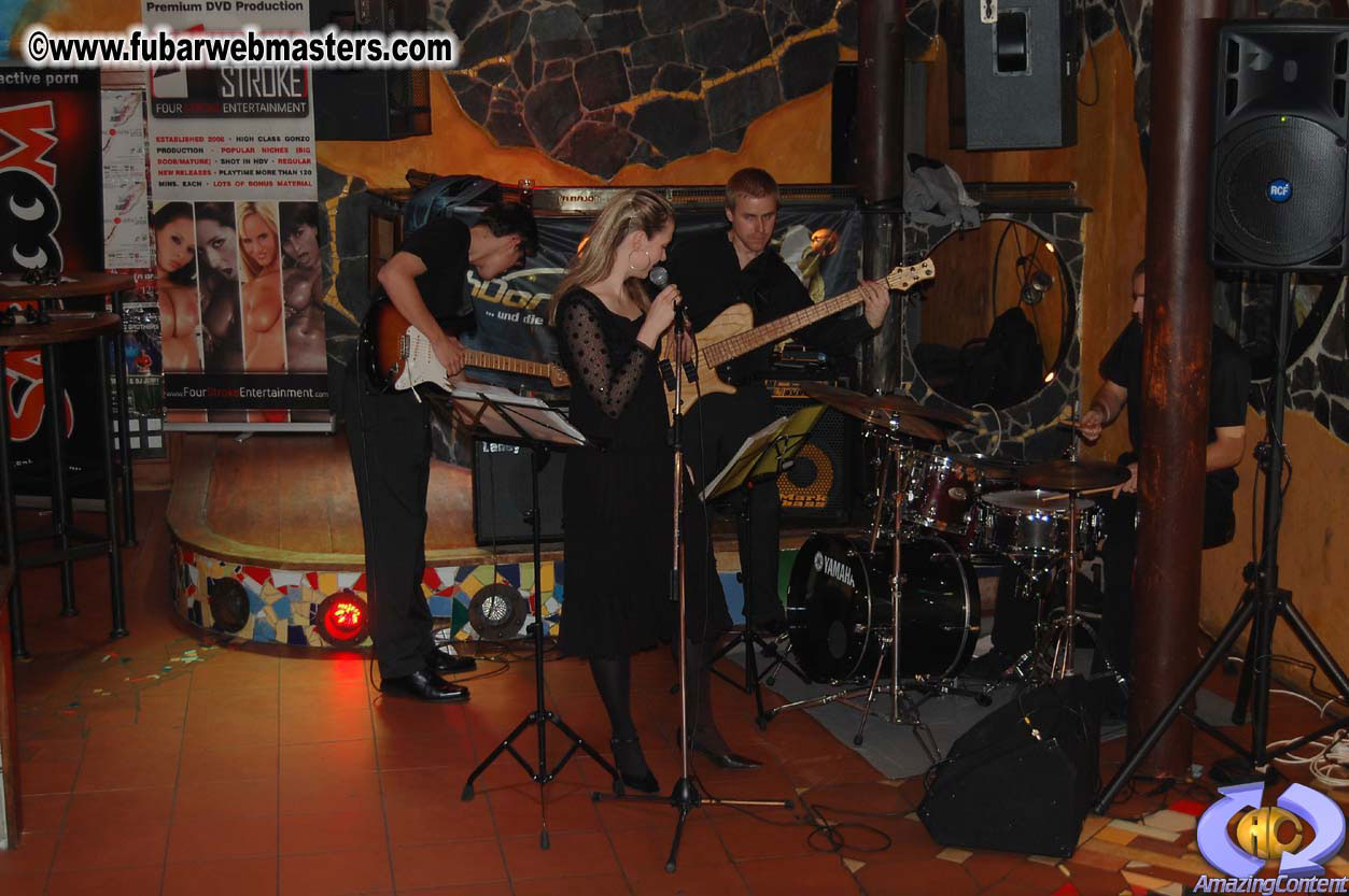 Pictures by Julia Kirelle